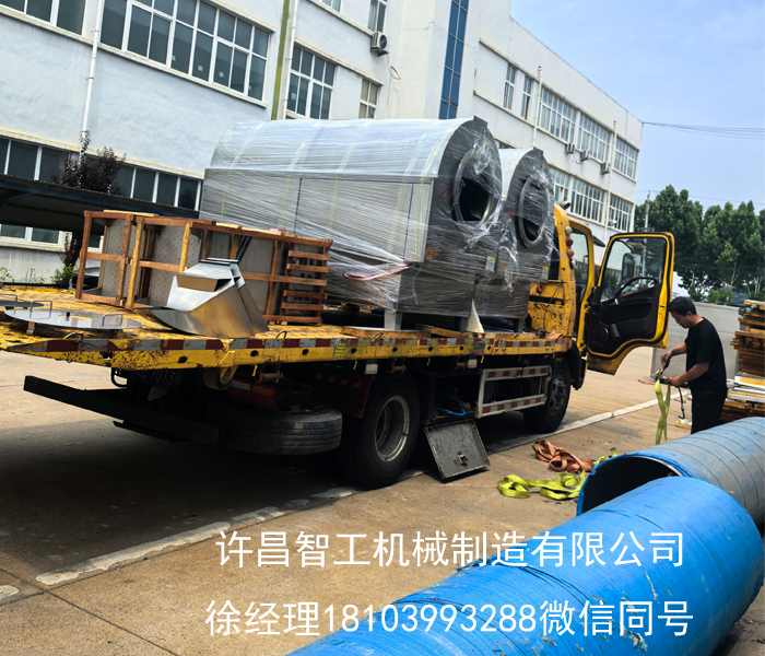 兩臺(tái)大型電磁炒貨機(jī)專車發(fā)貨，專供紅豆深加工生產(chǎn)線！